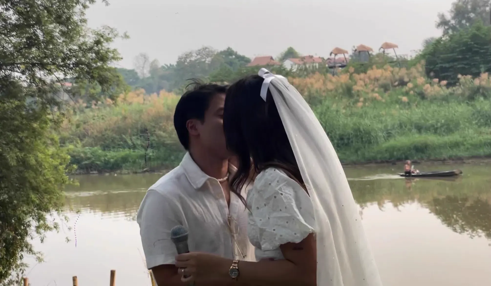 Petite and Huad at Baan Fah Ham @ Ping River